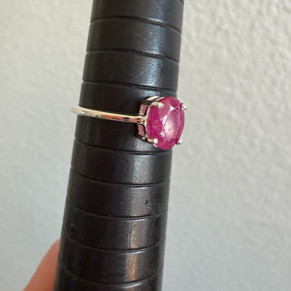 Ruby Ring - Picture 3 of 6